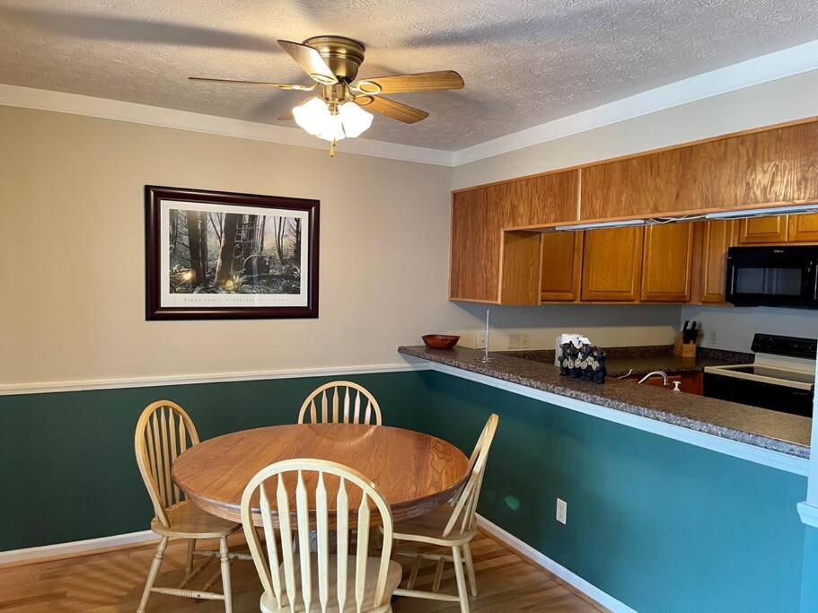Relaxing Mountain Condo In Gatlinburg With City View ! Exteriér fotografie